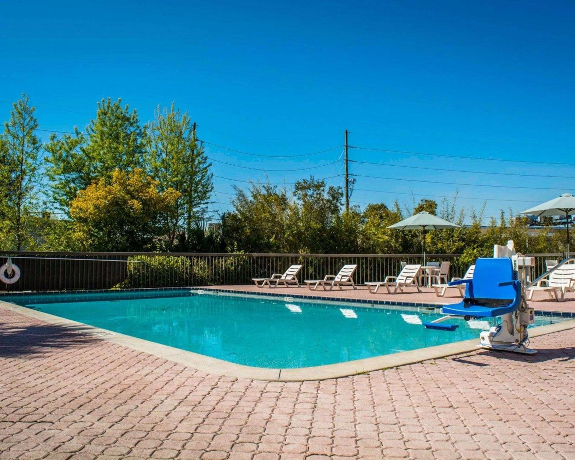 Quality Inn Weeki Wachee Exterior foto