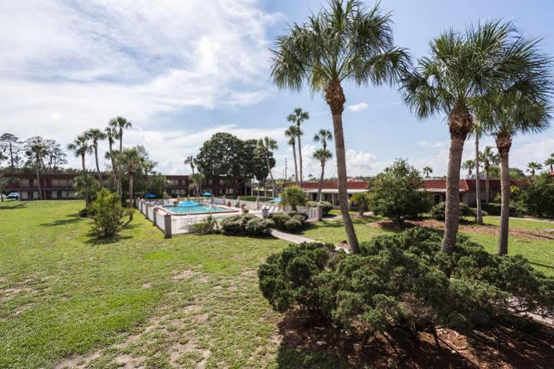 Quality Inn Weeki Wachee Exterior foto