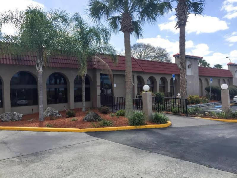 Quality Inn Weeki Wachee Exterior foto