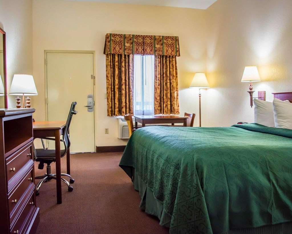 Quality Inn Weeki Wachee Habitación foto