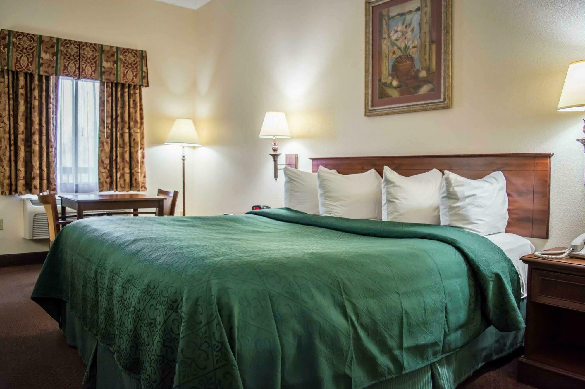 Quality Inn Weeki Wachee Exterior foto